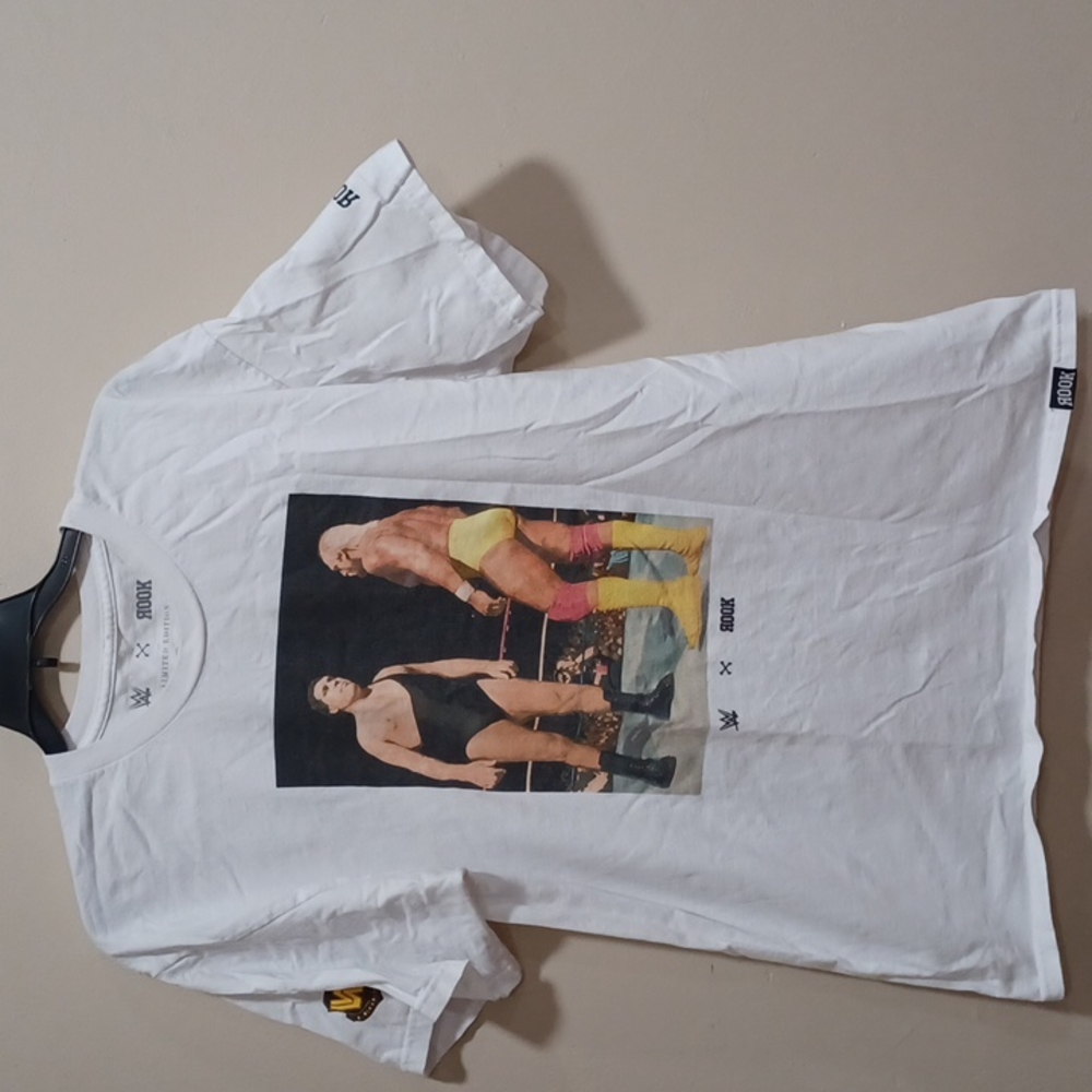 WWE Legends limited edition L t-shirt